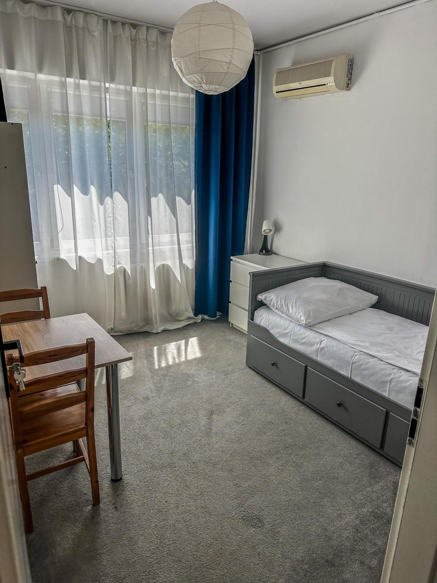 Hostel Demi 克拉科夫 外观 照片